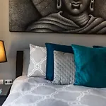 Dgolden Valley Boutique