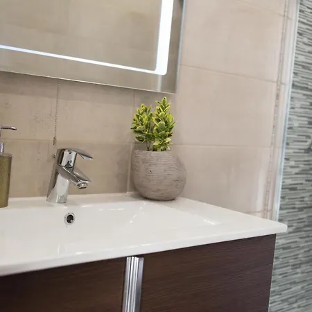 Dgolden Valley Boutique Xagħra