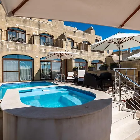 לינה וארוחת בוקר Dgolden Valley Boutique Xagħra