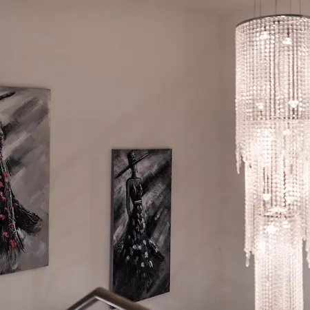 Dgolden Valley Boutique לינה וארוחת בוקר 4*