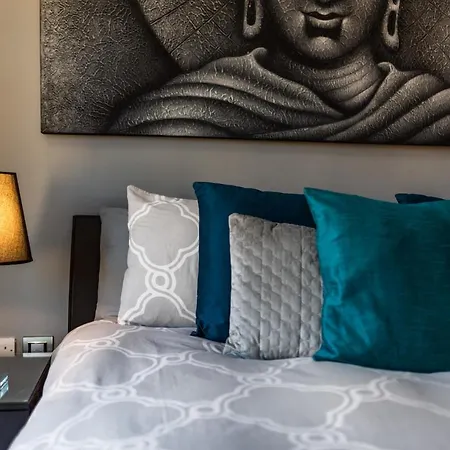 Dgolden Valley Boutique