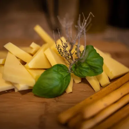 Dgolden Valley Boutique 4*