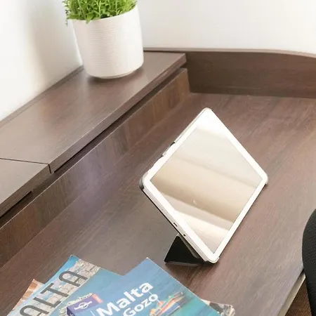 Dgolden Valley Boutique 4*