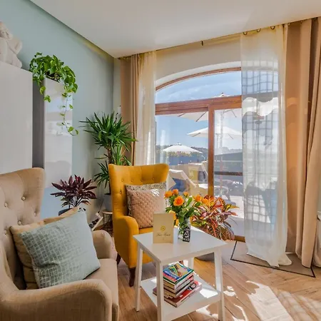 Dgolden Valley Boutique 4*