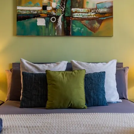 Bed & Breakfast Dgolden Valley Boutique