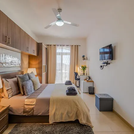 Dgolden Valley Boutique 3* Xagħra