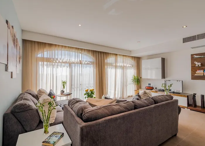 Dgolden Valley Boutique 4* Xagħra