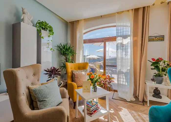 Dgolden Valley Boutique 4*