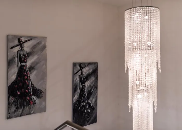 Dgolden Valley Boutique Nocleg ze śniadaniem 4*