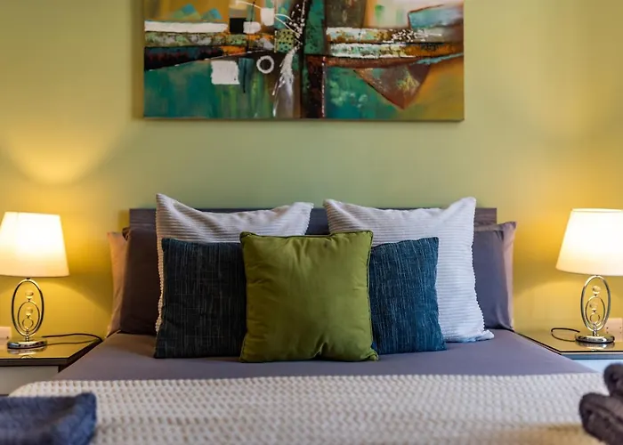 Bed & Breakfast Dgolden Valley Boutique