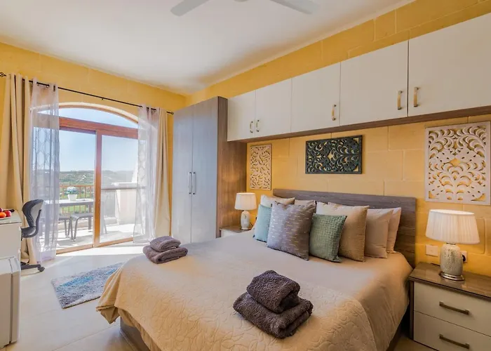 Dgolden Valley Boutique Bed & Breakfast